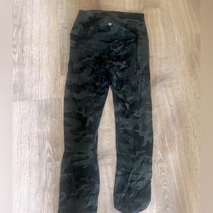 Lululemon Crop Yoga Pants